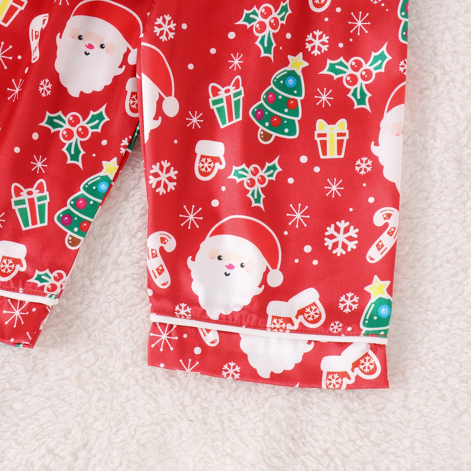 2PCS Autumn Boys, Girls And Babies Aged 1-5 Years Old Casual Loose Santa Print Long-Sleeved Top + Pantsuit