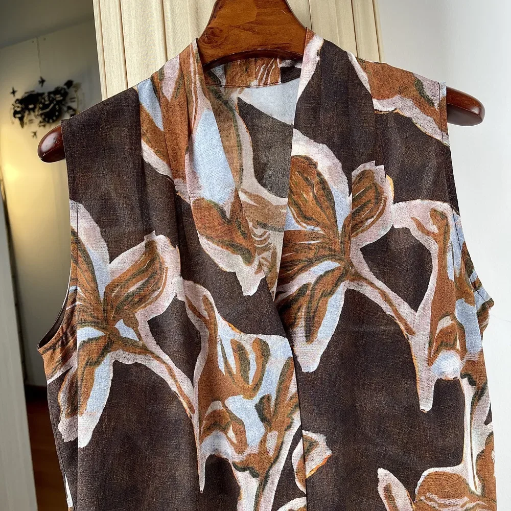 Women 100% Mulberry Silk Crepe de Chine Sleeveless V-Neck Blouse Summer Thin Elegant Breathable Lightweight Casual Office