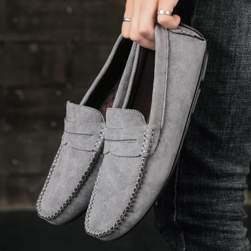 Men Suede Casual Leather Shoes Fashion Comfortable Men Loafers Moccasins Slip on Men Flats Male Lazy Shoes Driving Shoes