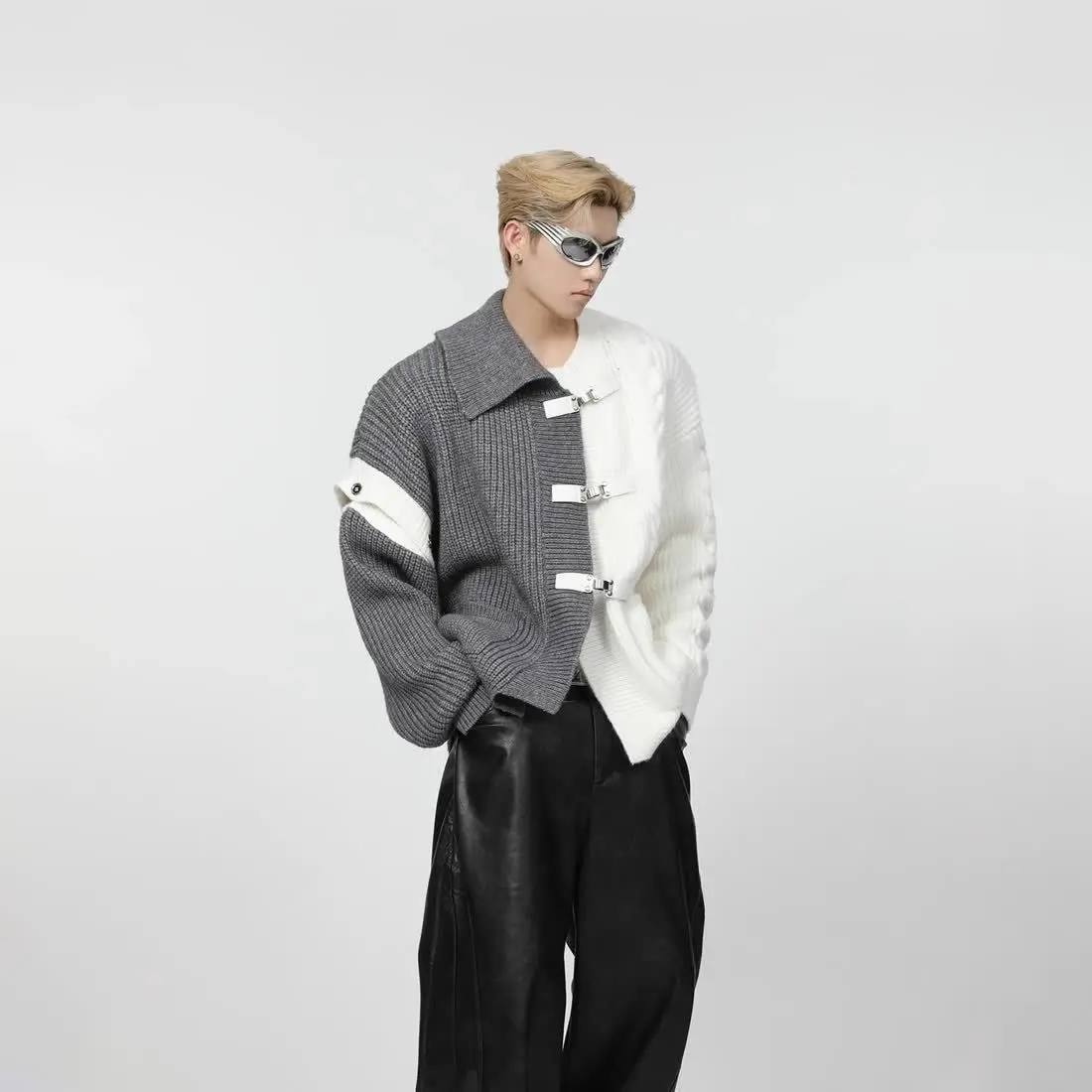 Sweaters For Men Irregular Black And White Contrast Cardigan Loose Fit Autumn Deconstructed New Metal Knitted Jacket Clothes