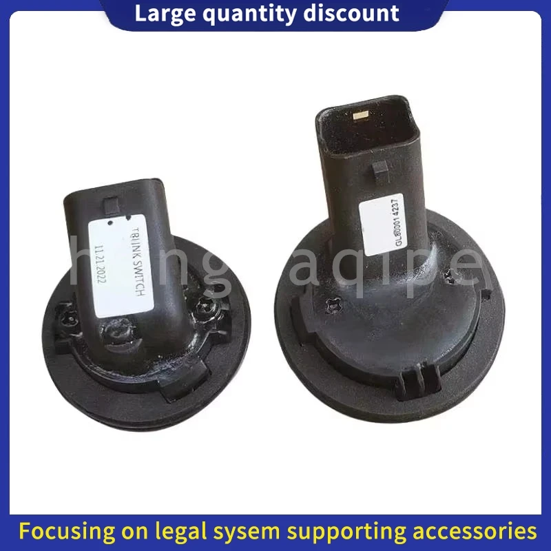 906062102R 25261626…