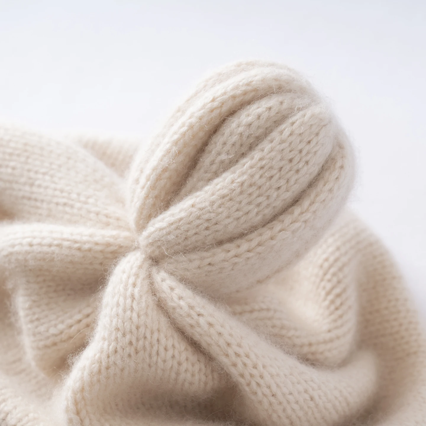 100%Quality Cashmere Hats For Women Outdoor Soft Keep Warm Beanie Cap Adult Winter Fashion Ball Decor Cashmere Knitted Hat