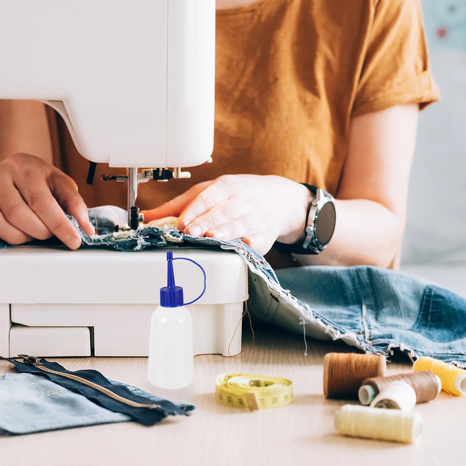 

10pcs Plastic Bottles Fine Tip Squeeze Applicator For Craft Glue Oil Dispensing Mini Refillable Containers Machine Tool