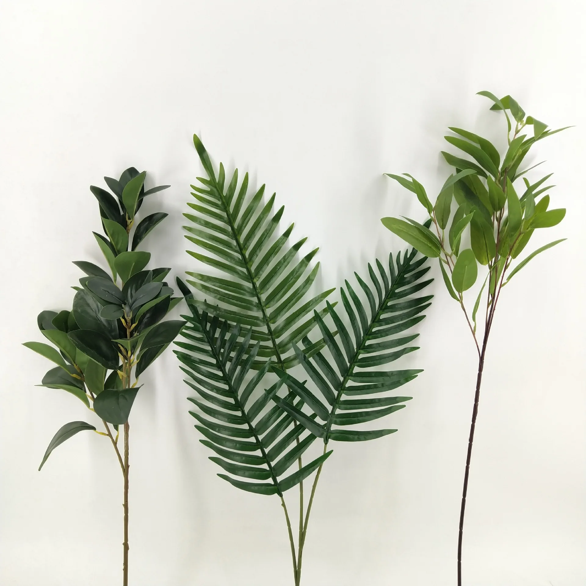 

Simulation Flowers Bean Leaves Eucalyptus Leaves Sunflower Leaves Simulation Plants Wedding Ceremony Fake Flowers Wholesale