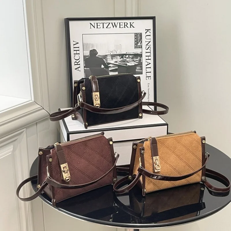 

Superior Women's Crossbody-Bag Made Of Rattlesnake-Print Leather Featuring Elegant Peru Trendy Spacious Soft Daily Look​