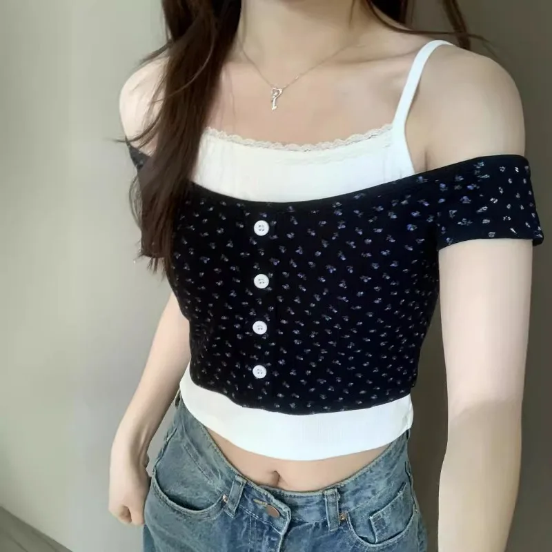 T-Shirts Women Floral Fake 2pcs Korean Fashion Chic Streetwear Off-shoulder All-match Casual Sweet Sexy Girls Slim Fit Summer