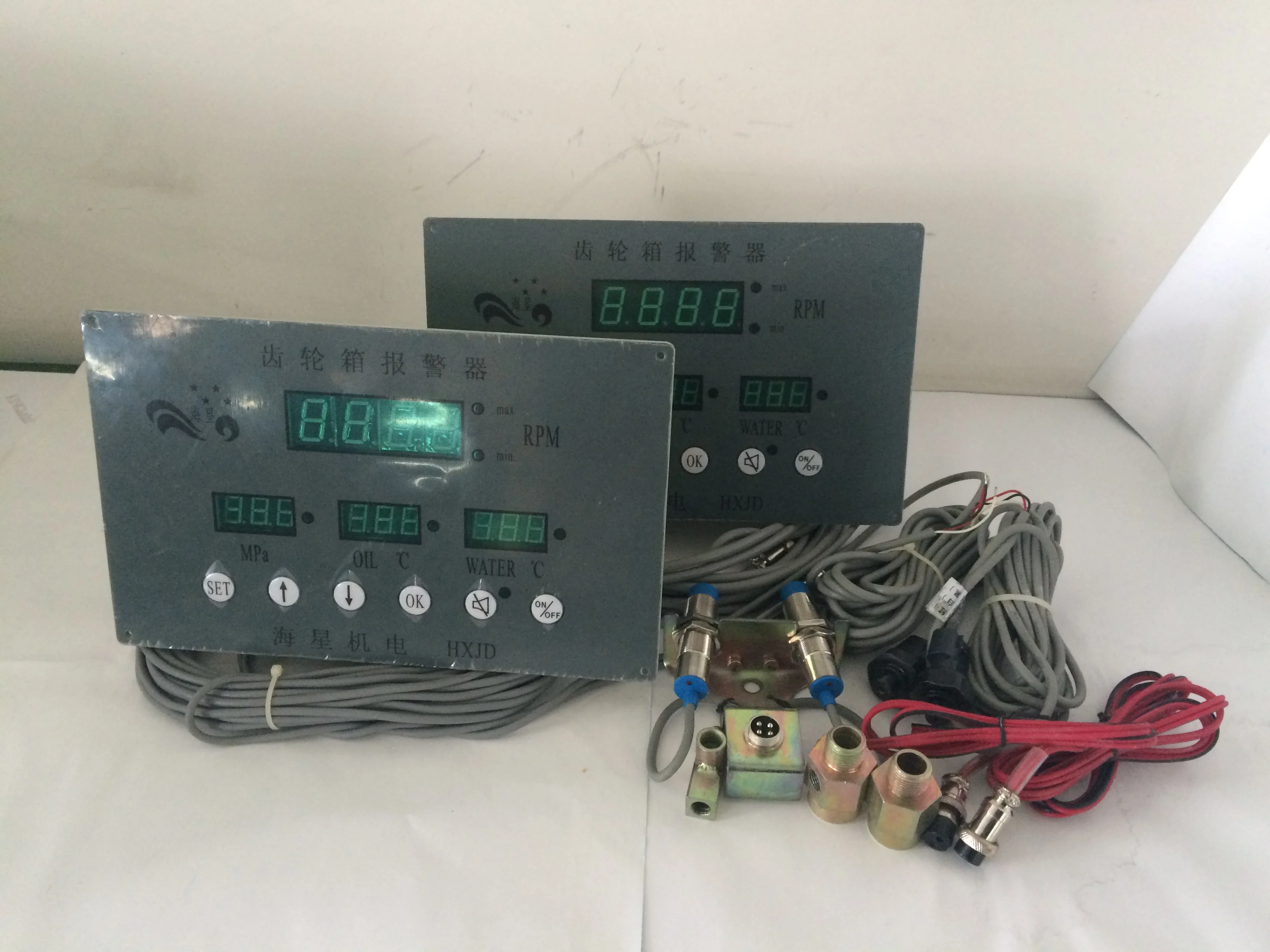 Gear Box Monitor Alarm tampilan suhu minyak dan air tekanan minyak bunyi dan Alarm Visual