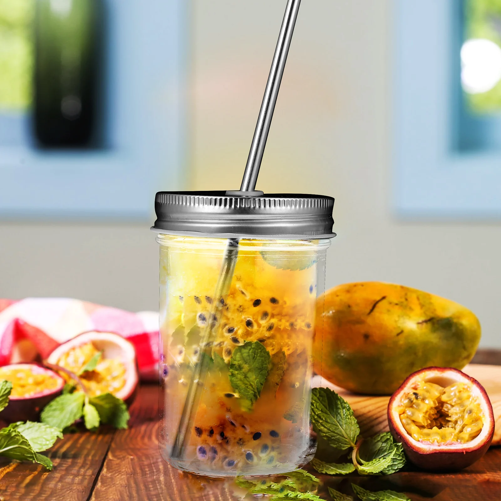 

2Sets Mason Cups Glass Drinkware Straw Lid Multipurpose Glass Beverage Cups for Coffee Tea Juice Water Straw Mug with Lid