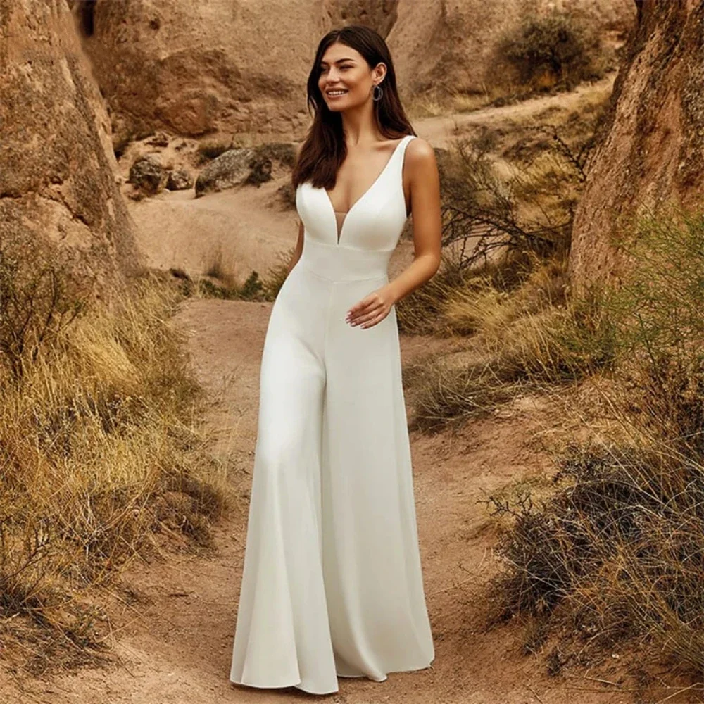Customized Sexy 2 In 1 Wedding Jumpsuit With  Detachable Skirt 2 Pieces Bridal Dresses Women Pants Suit Lace Tulle V-Neck