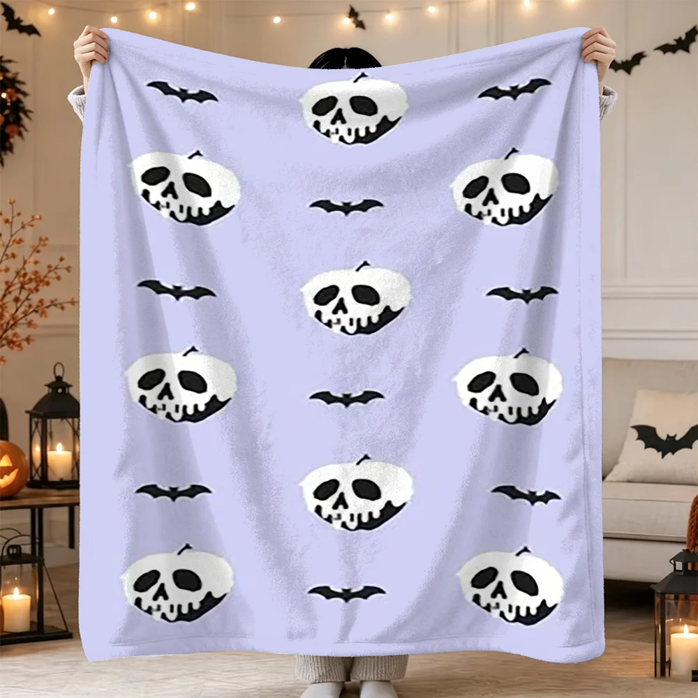 Halloween Flannel Blanket Purple Skull and Bat Print Soft Fleece Throw for Home Decor Festival Party Bed Sofa Cover