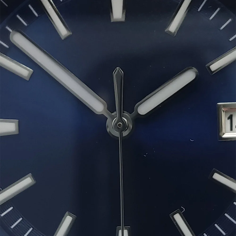 Classic Luxury Men's Wristwatch China NH35 Automatic Mechanical Watch High Quality Stainless Steel Watch Sapphire Waterproof view 4