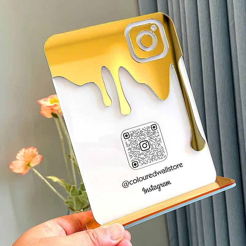 Placa comercial de sinal de mídia social, decorações acrílicas douradas personalizadas, código QR do Instagram