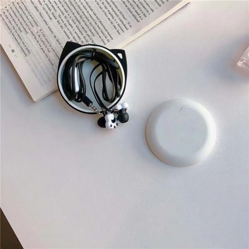 

For Mobile Phone Lovely Remote Sport Earphones 3.5mm Microphone Cat Paw Bass sound Earphones With Mic Wired Headset In-Ear
