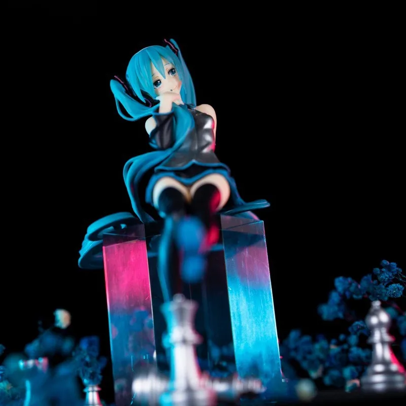 17CM Anime Hatsune Miku rysunek makaron korek rysunek siedzący Model zabawka kolekcja prezentów ozdoba na biurko obudowa komputera lalka pcv