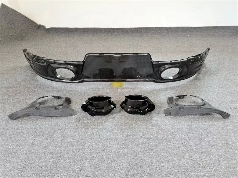SD Style Dry Carbon Fiber Rear Diffuser Rear Lip  911 992 Carrera view 4