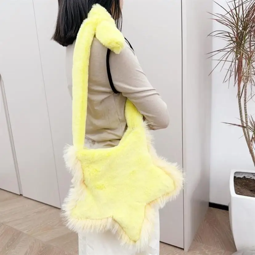 Bolso peluche forma estrella suave – estilo casual otoño invierno - imagen 4