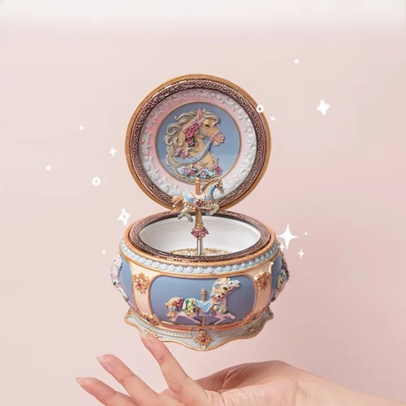 صندوق تشغيل الموسيقى الدائري المضيء هدية عيد ميلاد قلب الفتاة كوكبة الصديقة