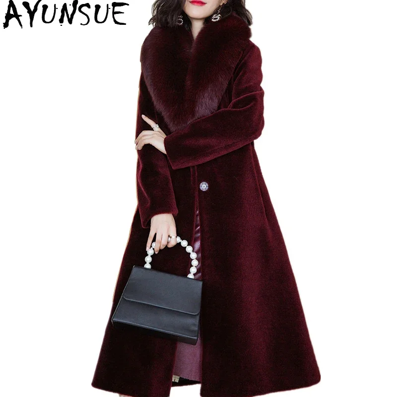 

AYUNSUE Women Winter Sheep Shearling Fur Coat Large Natural Fox Fur Collar Long Warm Real Fur Coats Genuine Wool Jackets 17030