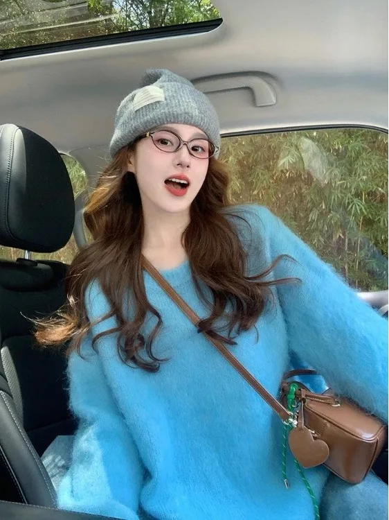 Damski sweter Thiened Long Camere 2025, nowy model jesienno-zimowy, luźny, elegancki, koreański sweter z dzianiny, słodki, o swobodnym kroju.