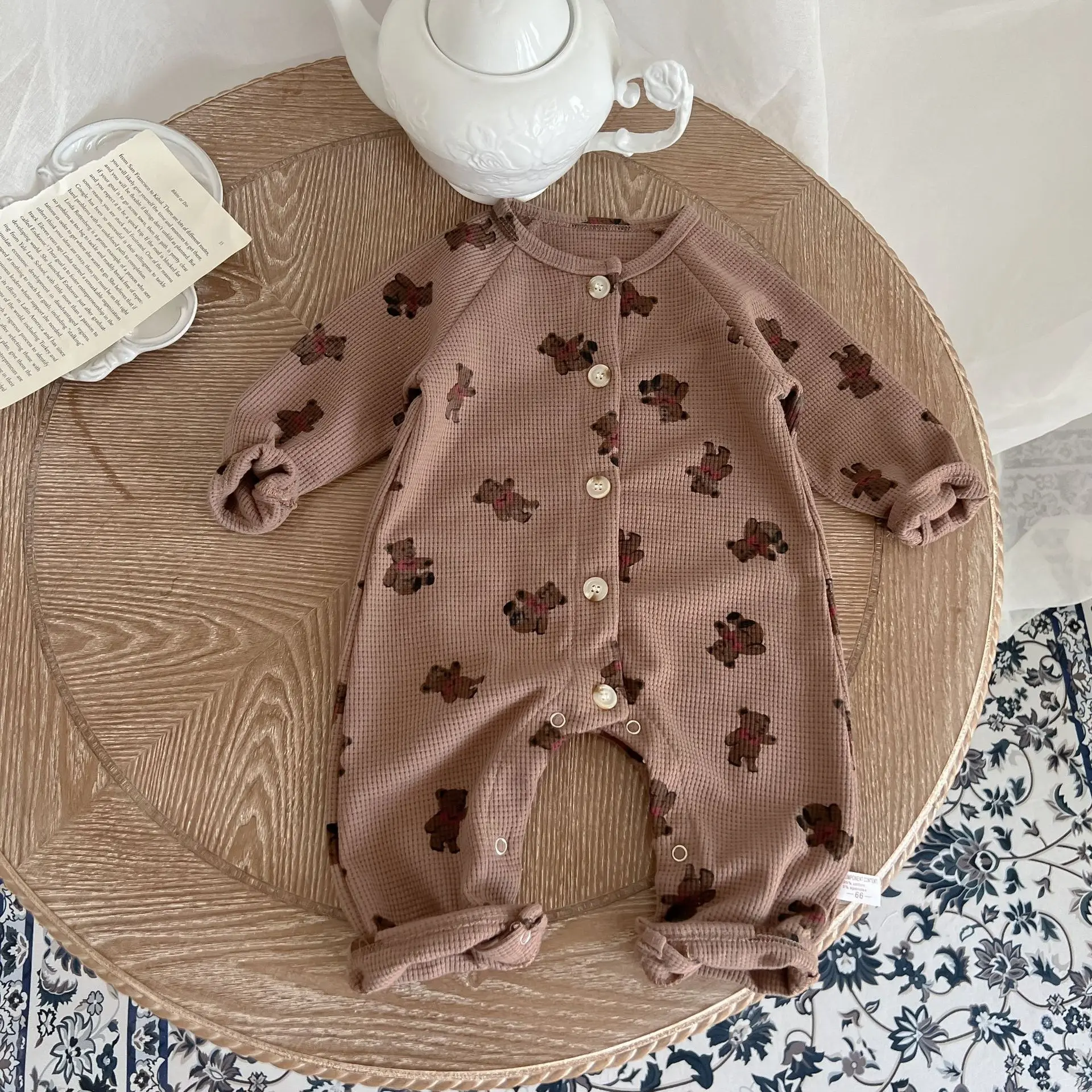 Baby Bodysuit New Fashionable Boys and Girls Baby Bear Waffle Creeper Romper In Spring and Autumn