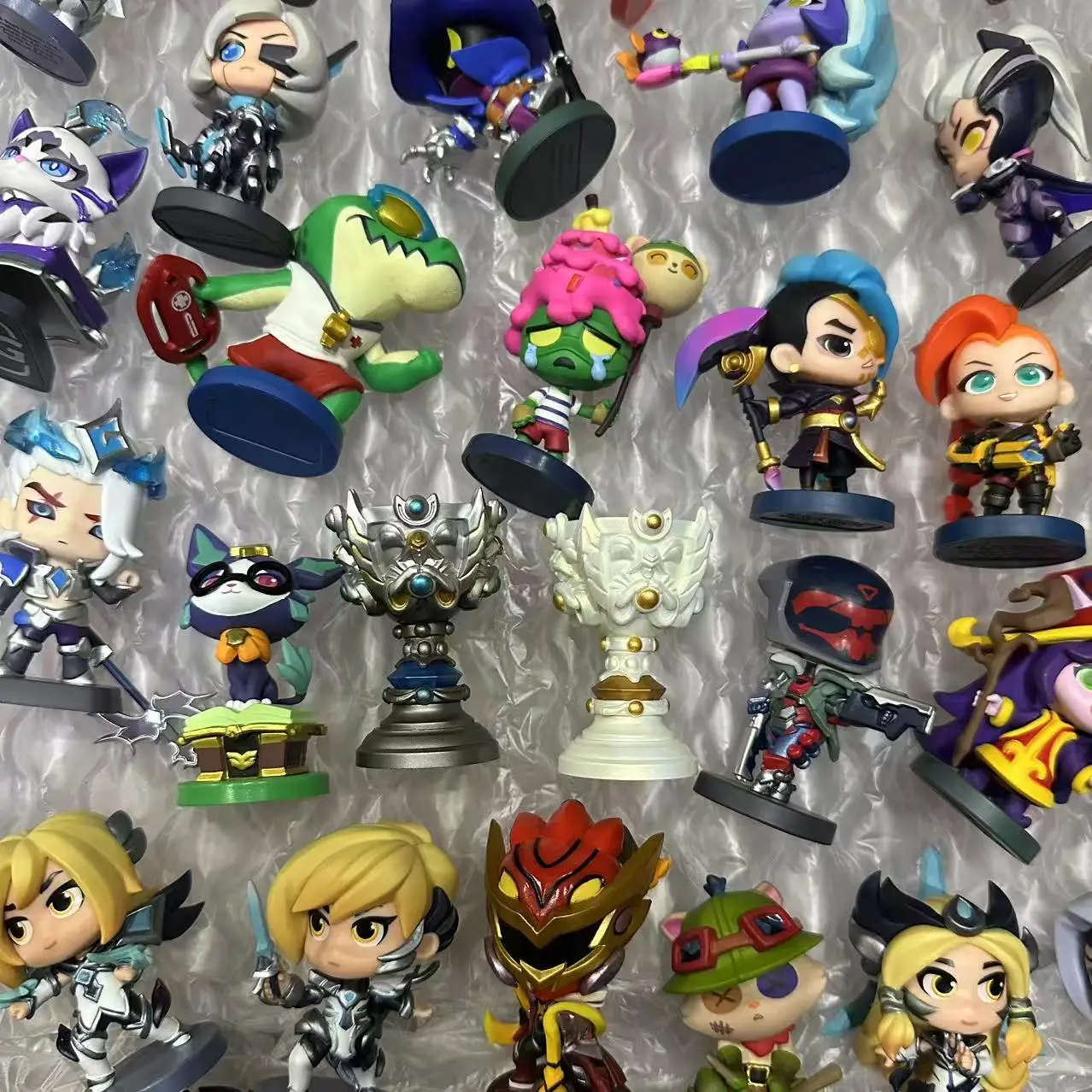 شخصية فريق Mini League of Legends Single True Damage Battle Academia Jinx Yuumi Kayn Veigar شخصية أصلية أصلية جديدة تمامًا #1