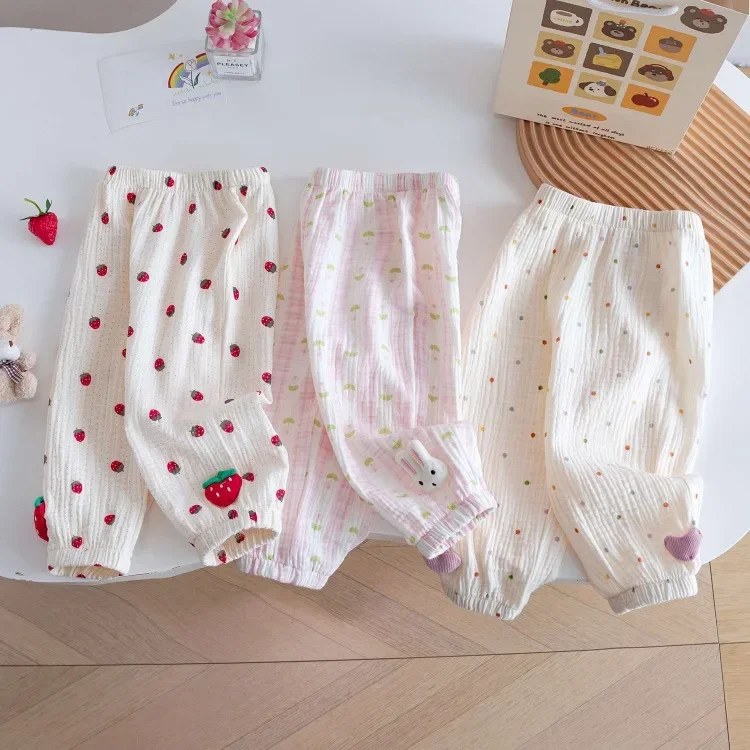 Bequeme Baumwoll-Freizeithose für Mädchen, atmungsaktive Sommerhose mit elastischem Bund, niedliche Hasen-Unterhose für Kinder – Detail 2