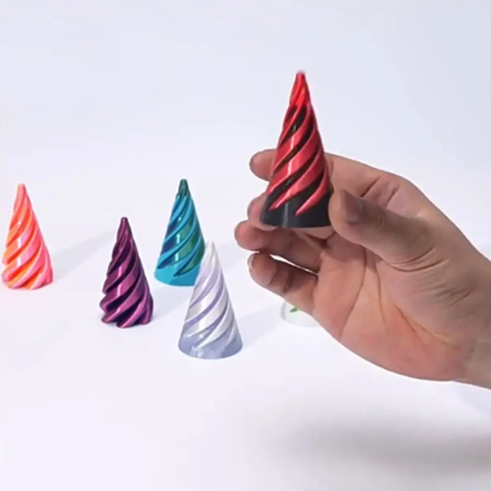 Passthrough Sculptuur 3D Geprinte Spiraalkegel Speelgoed Vortex Draad Decoratieve Onmogelijke Piramide Helix Moer Mini