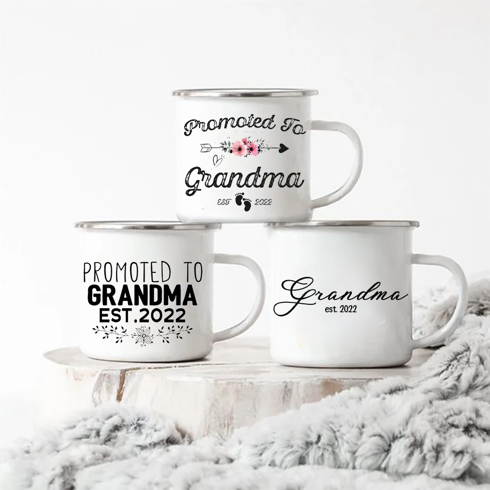 

Promoted To Grandma 2022 Coffee Mug Est 2022 Grandmother Tea Mugs Drink Cups Pregnancy Announcement Idea for New Grandmothers