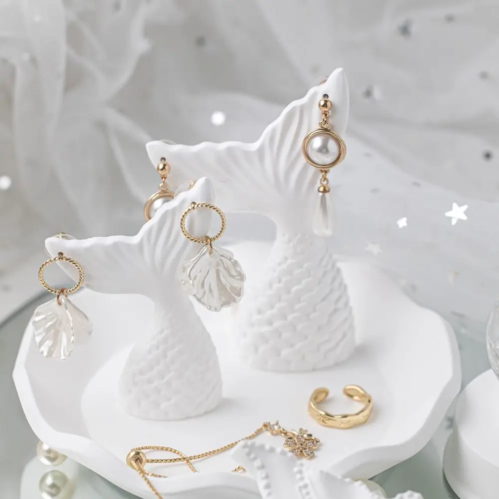 

Bracelet Necklace Fishtail Earrings Display Rack Watch White Gypsum Gypsum Earrings Holder Jewelry Holder Exquisite