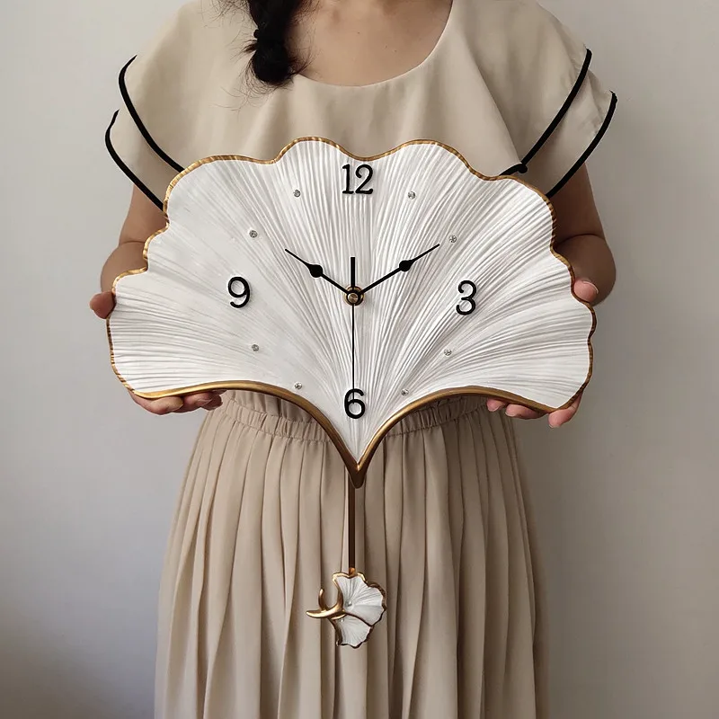 2size big Ginkgo Leaf Swing Wall Clocks Fashion Personality Creative Resin Household Silent Quartz Clock Home Decoration hanging