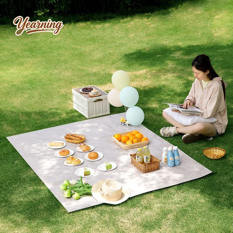 

Outdoor Picnic Mat Moistureproof Mat Camping Thickened Waterproof Portable Lawn Beach Spring Outing Mat