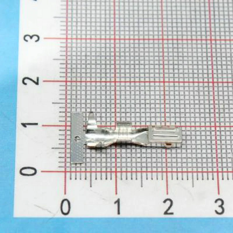 100PCS Original genuine connector 8240-0547 female terminal For Car Smart Electronic Devices Automobile 100% brand new