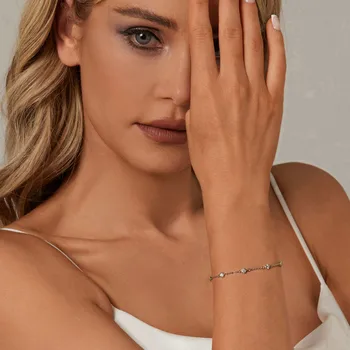Alternative view of Pulsera Éclat de 5 Moissanitas VVS1 en Plata 925 | Dalesha