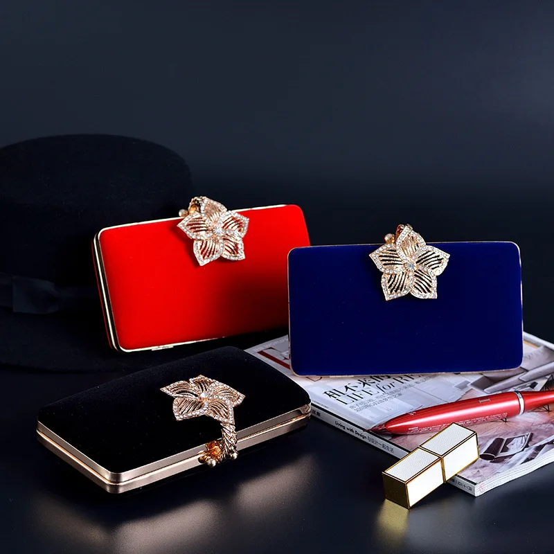 

Элегантный женский вечерний клатч, необычный бархатный кошелек с полым цветком и пряжкой для свадебной вечеринки, женская сумка в стиле ретро королевского синего цвета Bolsos