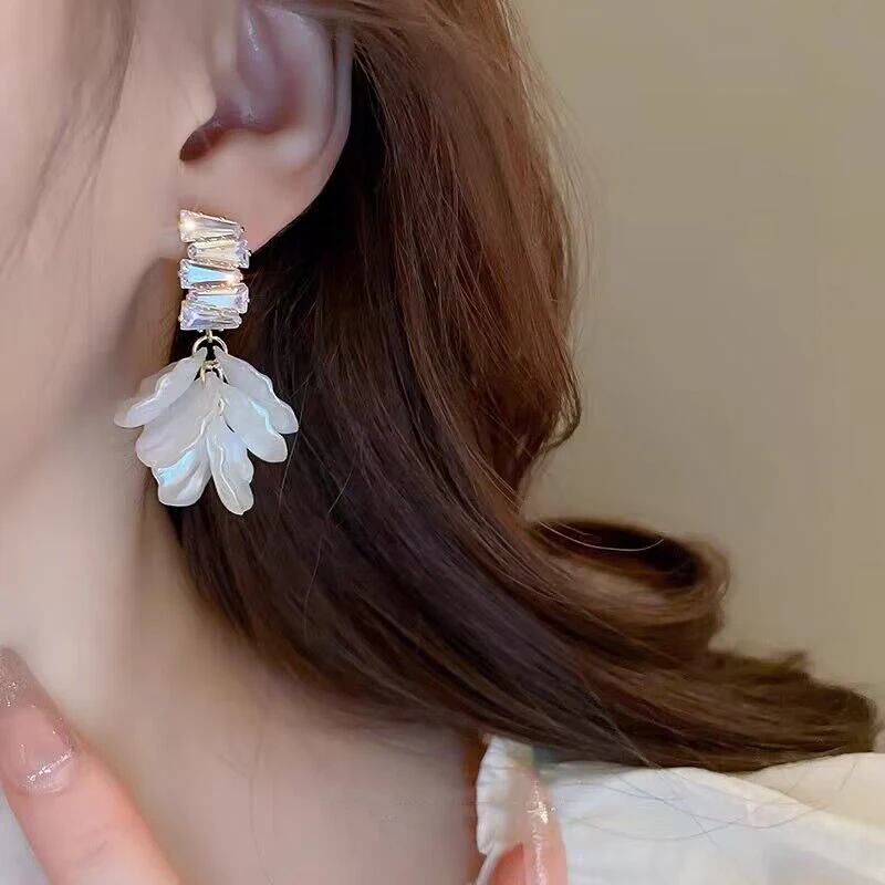 New Trendy Crystal Irregular Drop Earrings For Women Fashion Party Jewelry Korean Flower Dangle Earrings Personality Accessories