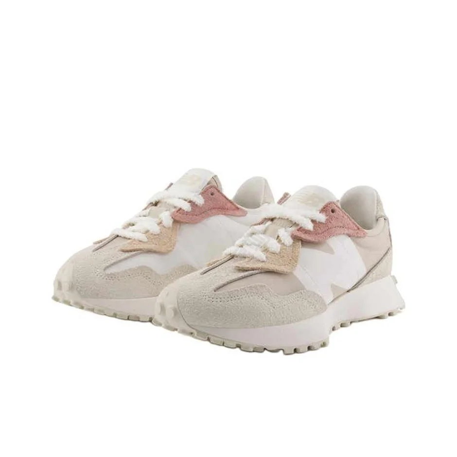 حذاء كاجوال New Balance NB 327 مريح بمقدمة مستديرة ومتين ومنخفض القطع، طراز للجنسين، لون أبيض فاتح