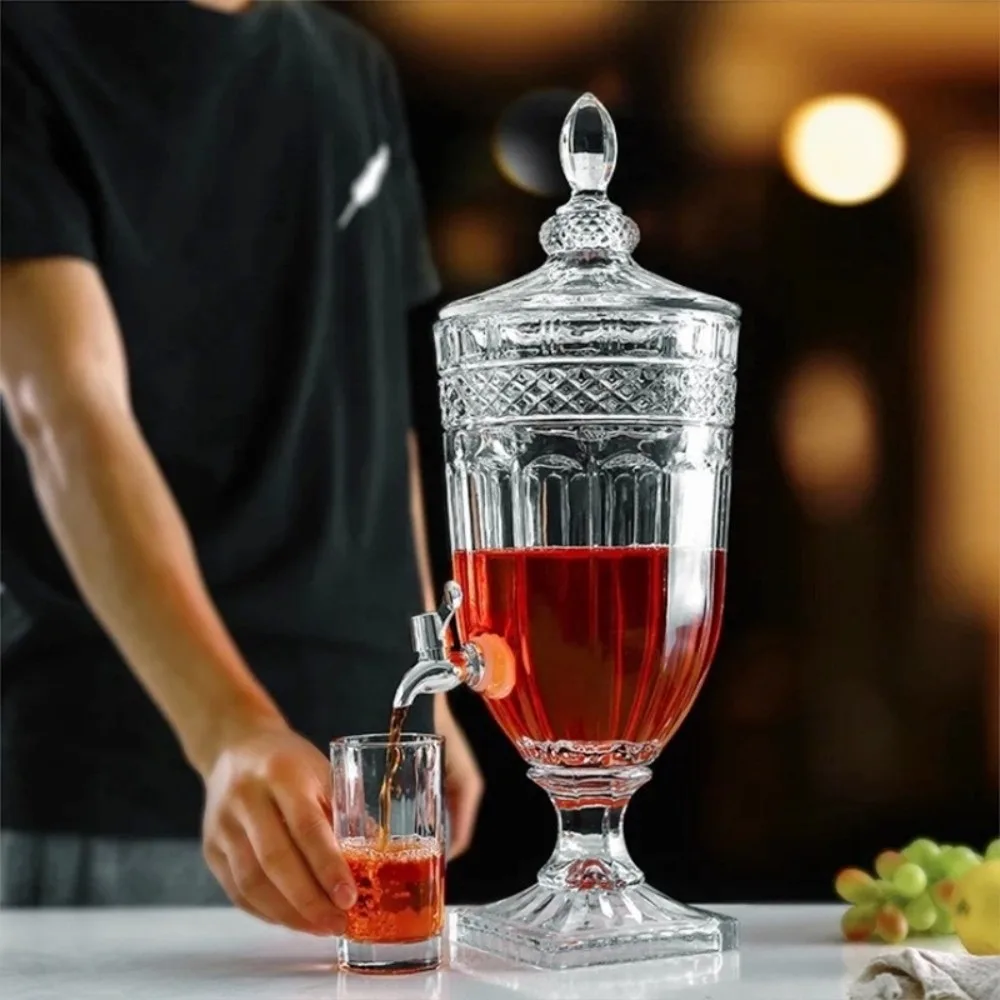 

Sturdy Clear Glass Juice Jug Elegant Embossed Food-Grade Water Carafe Large Capacity with Faucet Iced Tea Pitcher Hot Bubble Tea
