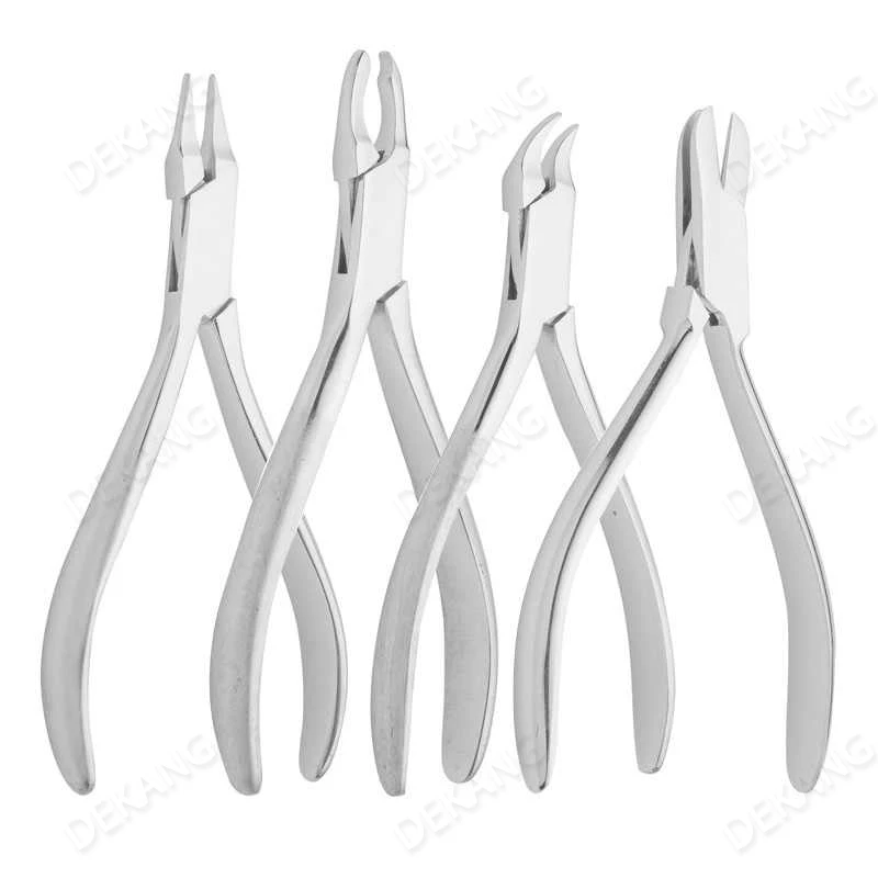 The Mechanic's Pliers Are Stainless Steel Wire Tooth Extraction Pliers With A Tiger's Mouth