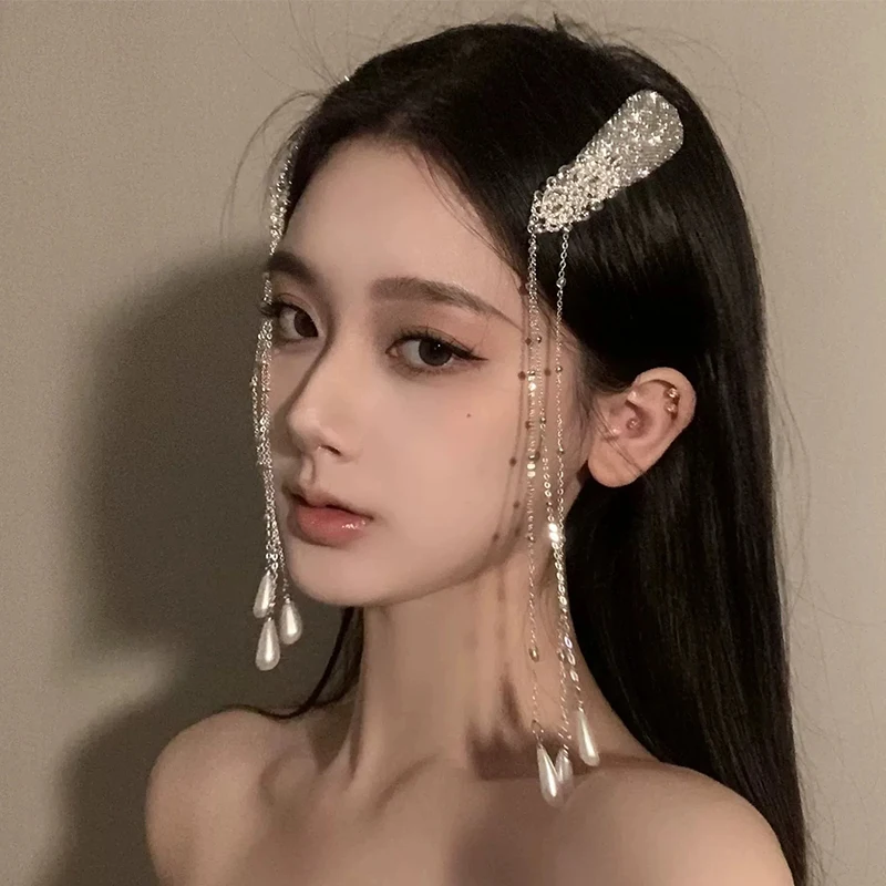 

Изысканные заколки для волос с длинными кисточками и стразами в ретро-китайском стиле, для прически с высокой макушкой, нишевые аксессуары для челки и боковых прядей