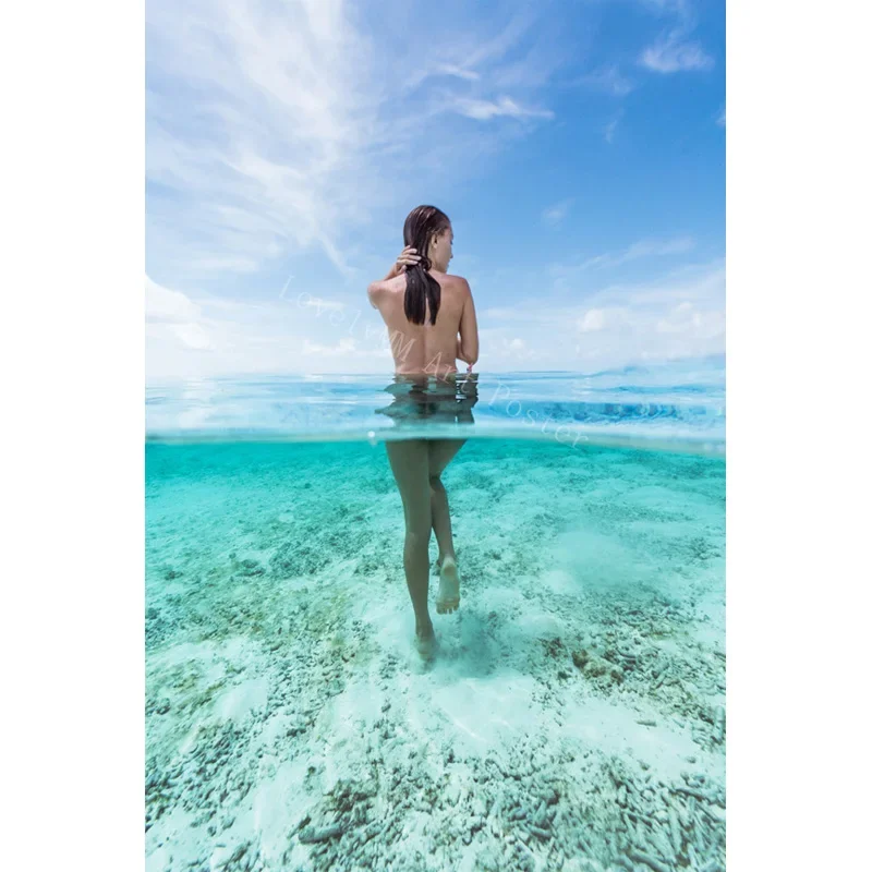 D0992 Blue Sky Green Water Backless Sexy Beautiful Girl Model Silk Fabric Poster Art Decor Indoor Painting Gift