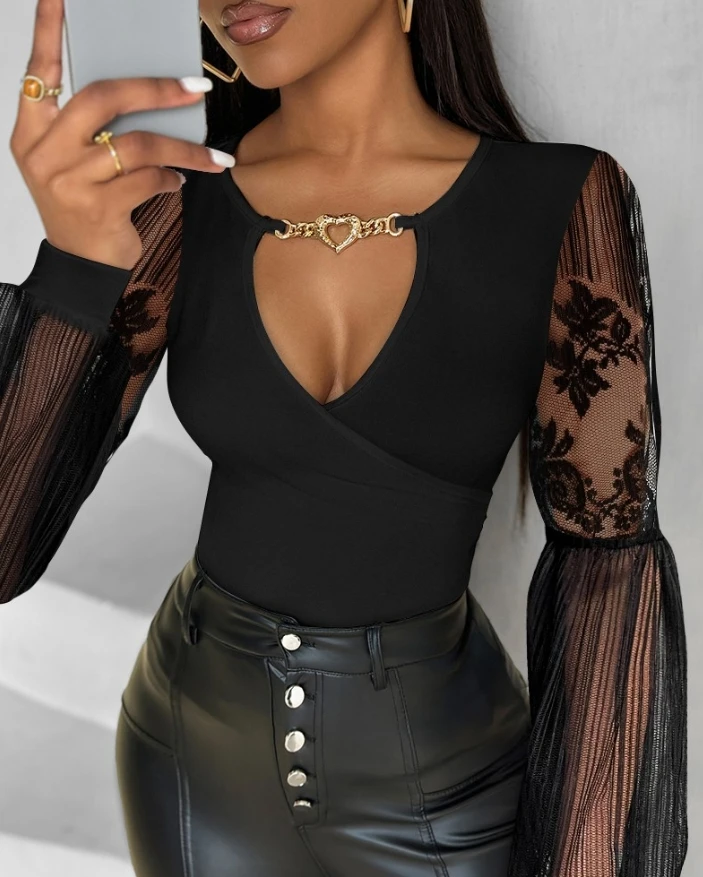 

Women Sexy Blouses 2024 Summer Autumn Latest Casual Keyhole Neck Lantern Sleeve Lace Patch Chain Top Long Sleeve Skinny T-Shirt