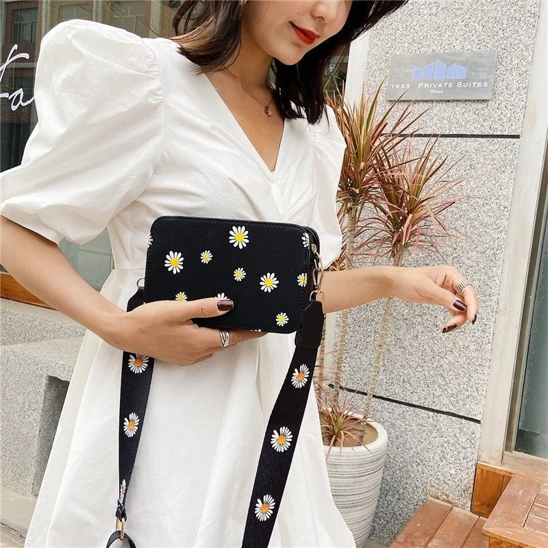 Fashion Women\'s Bag Daisy Pattern Shoulder Bag Handbag Printed Small Square Bag Tote Classic Elegant Crossbody Shoulder Bag