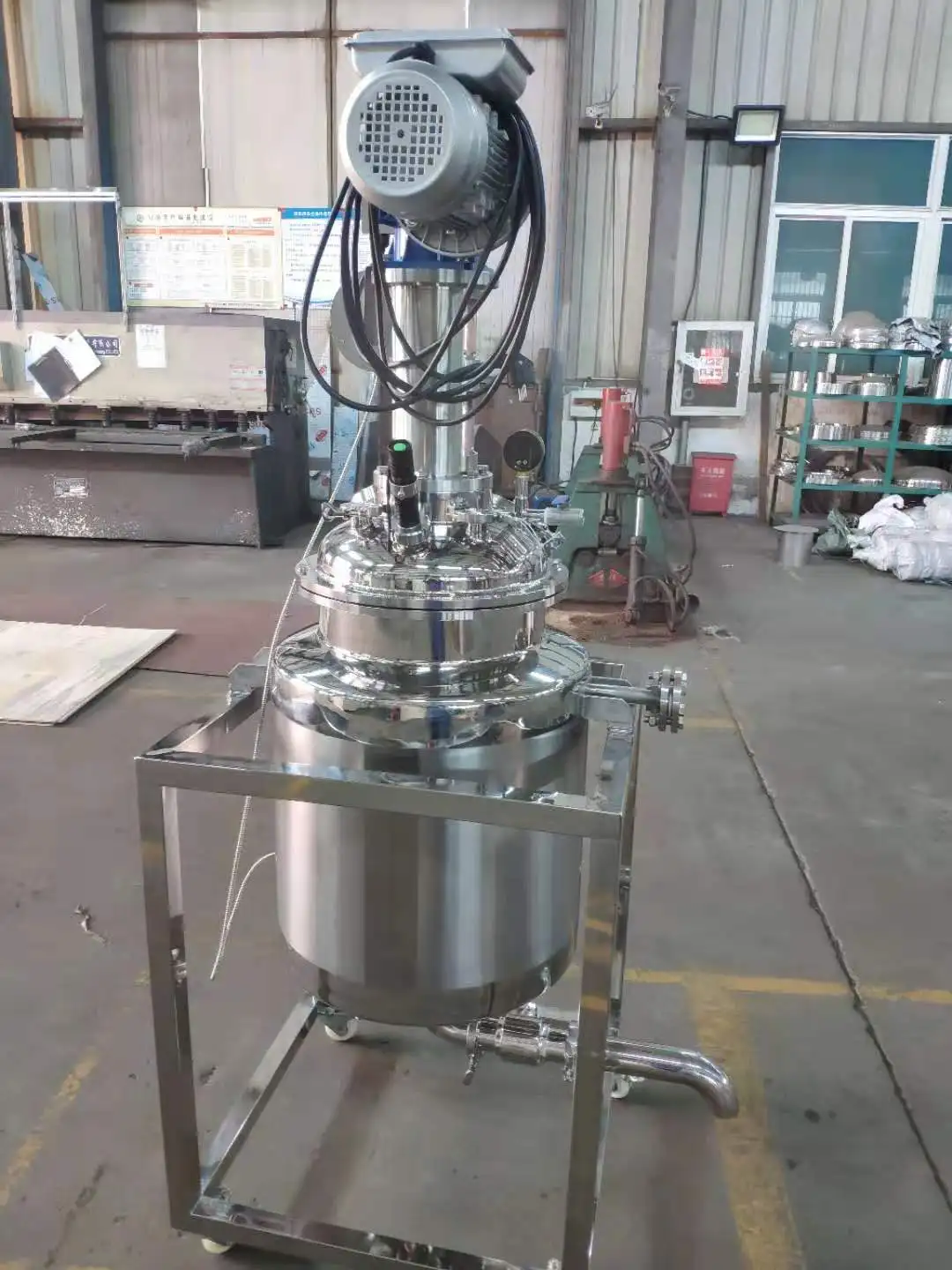 Serbatoio di cristallizzazione industriale in acciaio inossidabile, cristallizzatore evaporativo, cristallizzatore sottovuoto