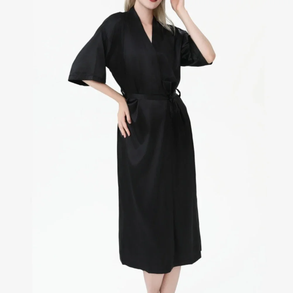 

Women's Sleeveless Nightgown in Ice Silk Thin Fabric Pajamas Breathable Soft Material Suitable for Year Round Wear