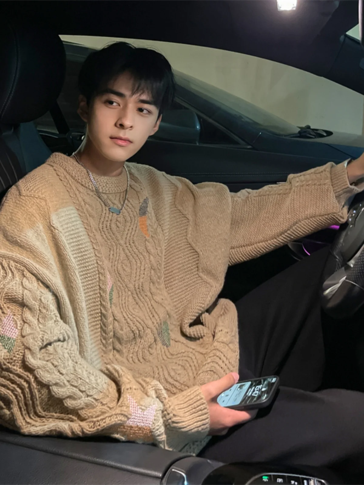 

Men's Autumn Winter Knitted Sweater American Retro Lazy Sle OverSize Twisted Embroidery Line Coat Casual Loose Fit round Ne