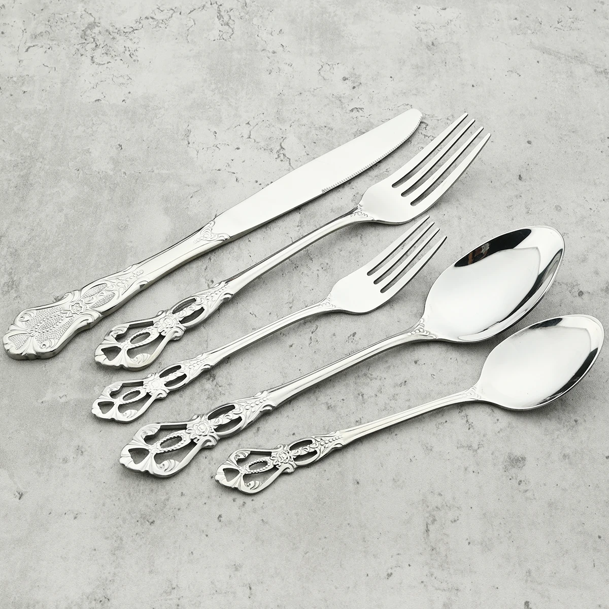 6/30Pcs Royal Colorful Dinnerware Set Knife Dessert Fork Spoon Cutlery Set Stainless Steel Silverware Kitchen Tableware Flatware