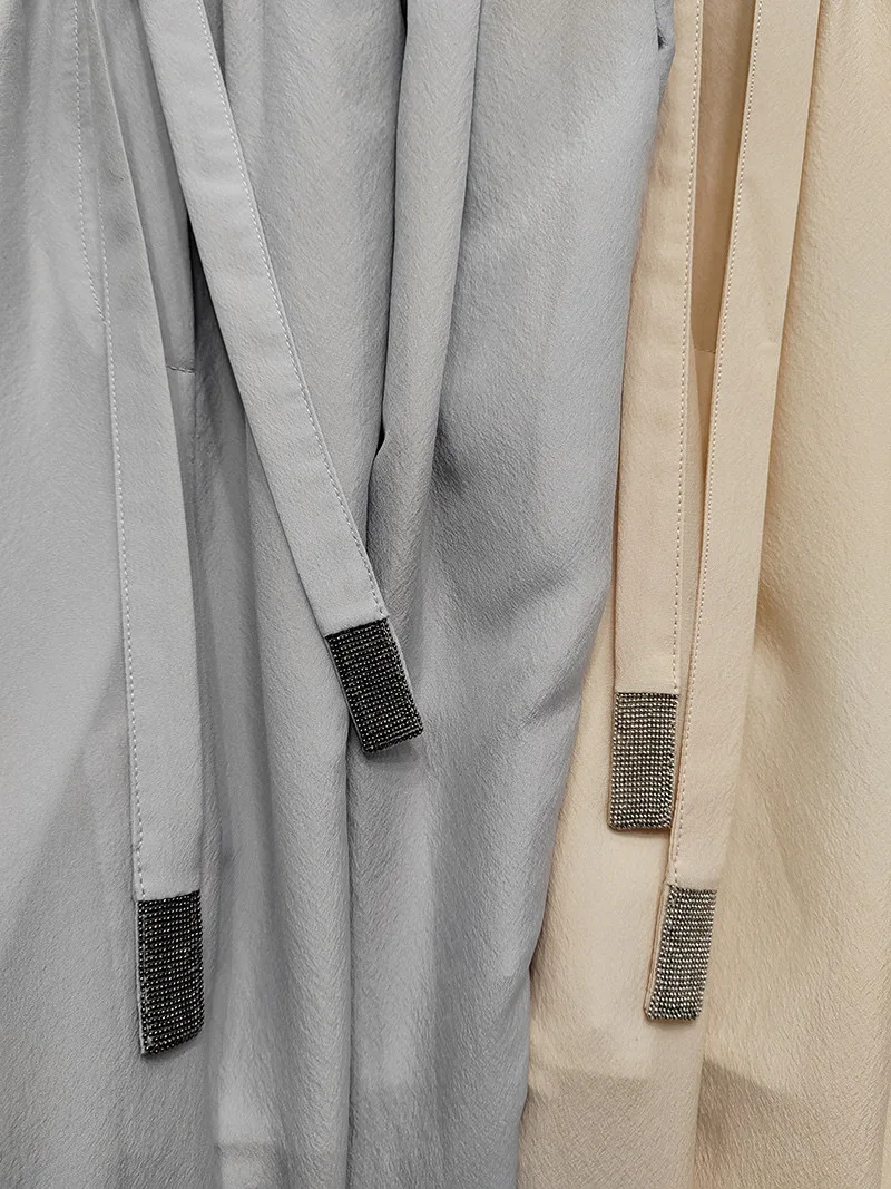 Summer casual style lightweight pants suit with exquisite trimming