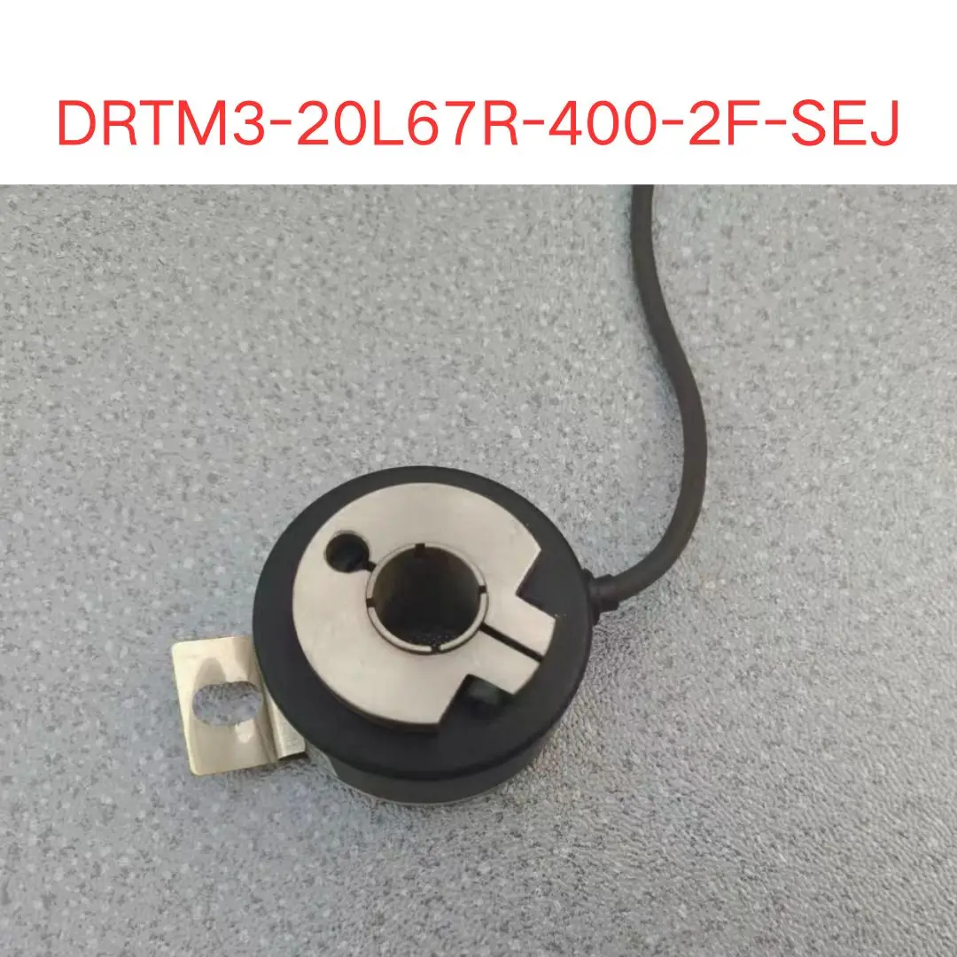Second-hand DRTM3-20L67R-400-2F-SEJ Encoder