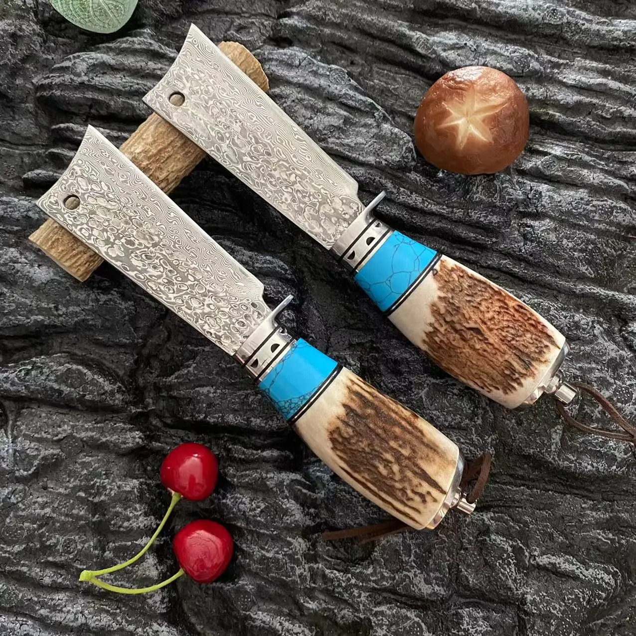 Handmade Natural Deer Antler + Turquoise Handle Fixed Blade Knife Damascus Steel Outdoor Camping Survival Knife For Self Defense