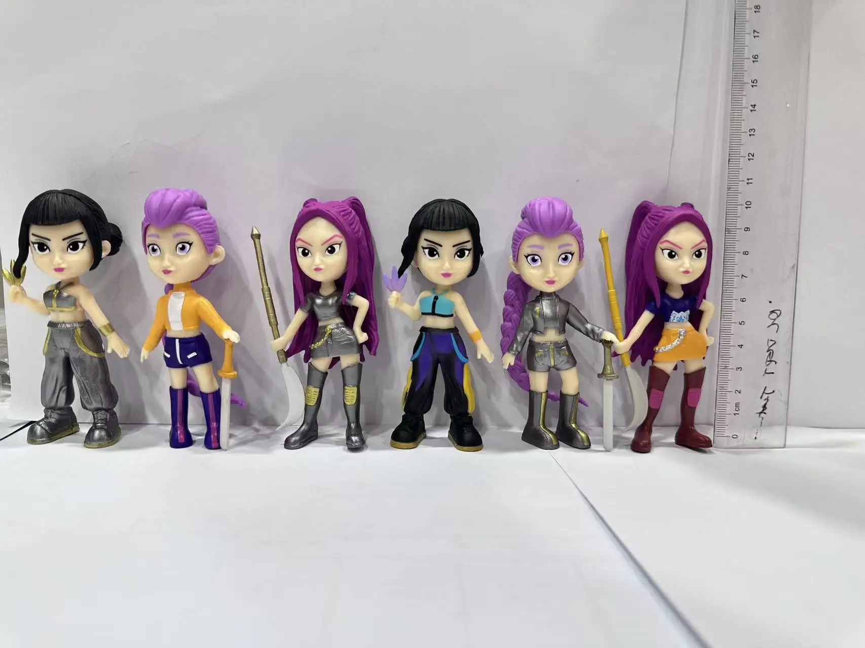 Cute PVC Movable Joints Action Figure Model Dolls Kids Birthday Decoration Toy Gifts2025 Kpop Demon Hunters Anime Figure Toys